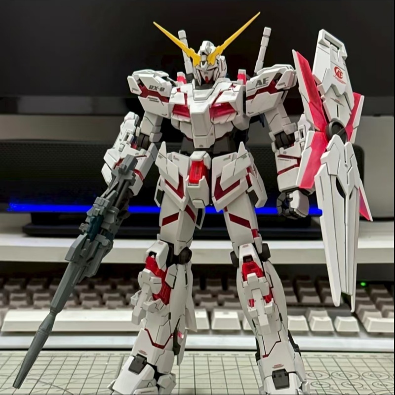 Assembled  Model HG Unicorn 1/ - Model Kit Gundam Hg avaliação e preço