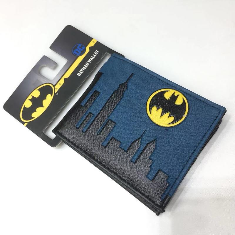 DC Batman Superhero Bifold PU  - Model Kit Batman avaliação e preço