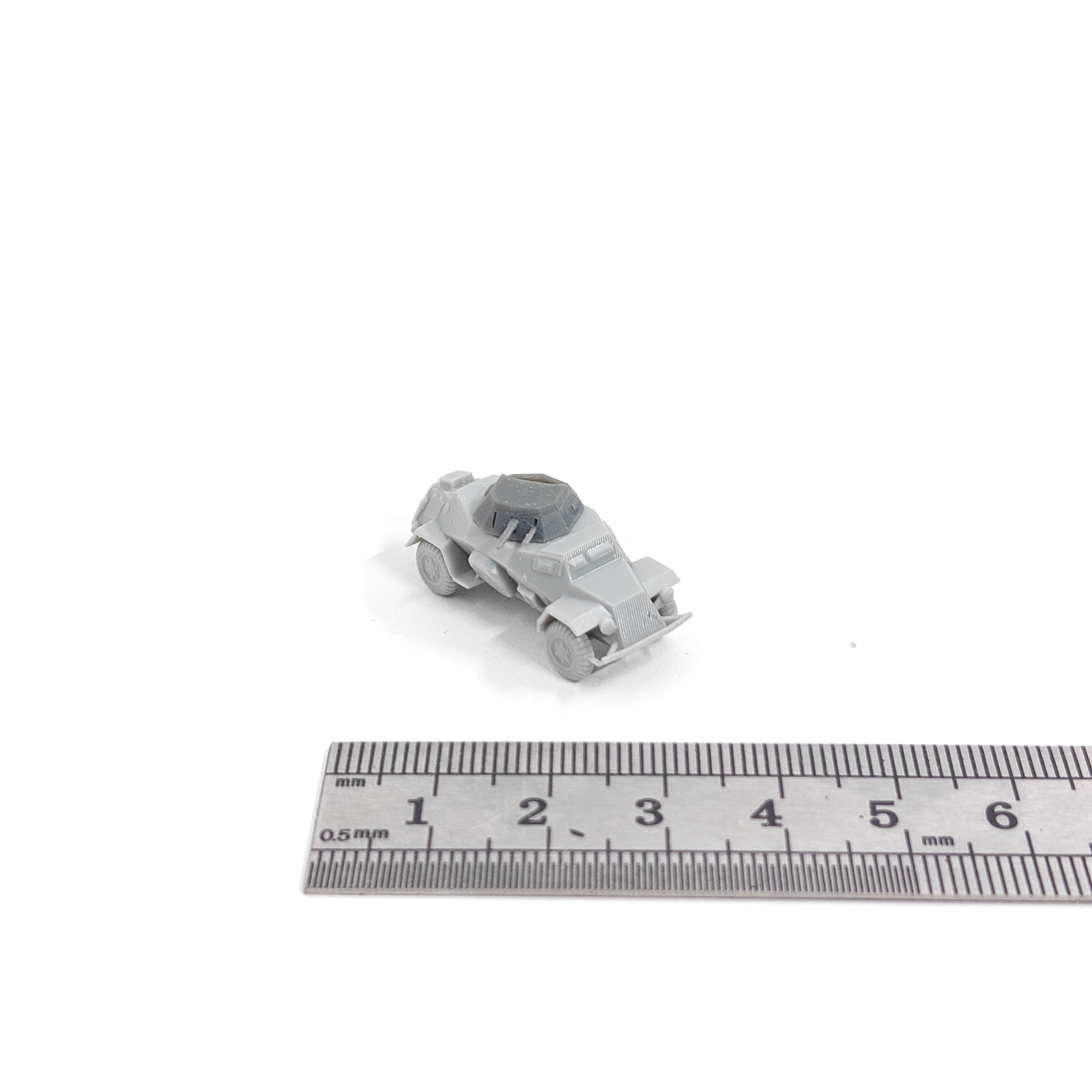 1/144 Scale Sd.Kfz.222 light a - Model Kit Zvezda avaliação e preço