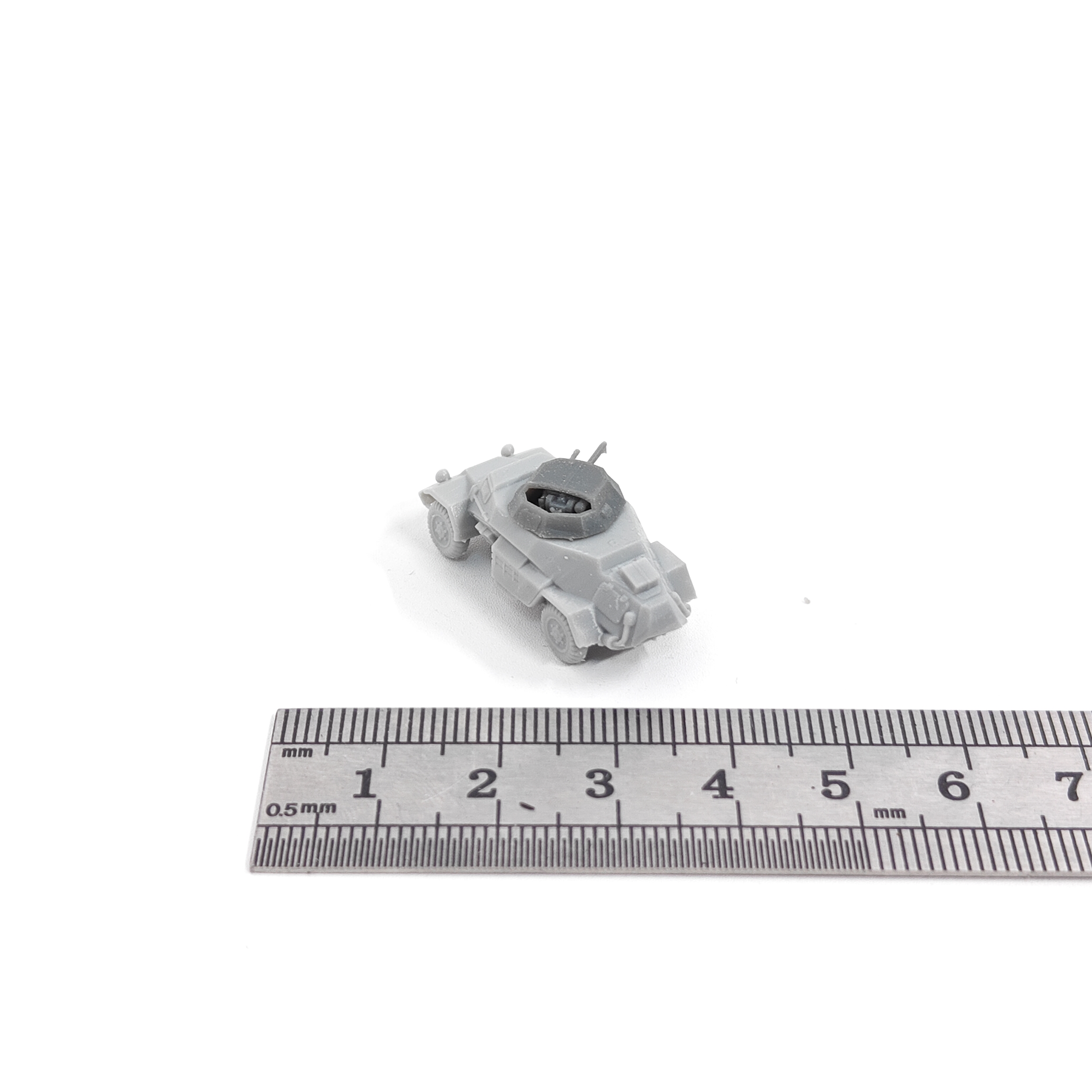 1/144 Scale Sd.Kfz.222 light a - Model Kit Zvezda avaliação e preço