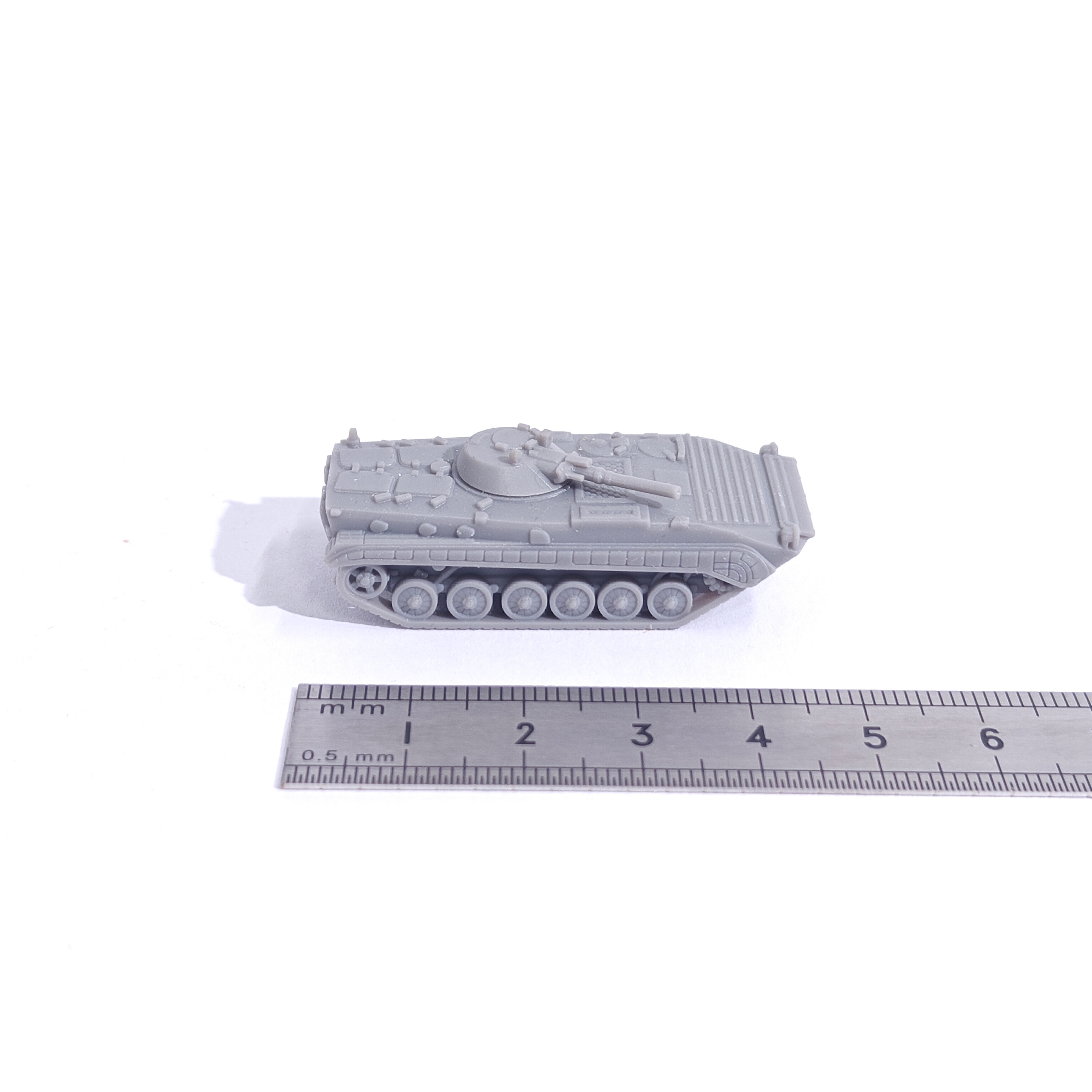 1/144 Scale BMP-1 infantry fig - Model Kit Walmart avaliação e preço